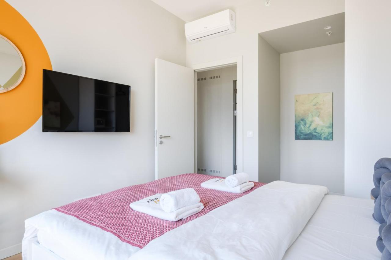 Apartament Roya Nova By Newinn